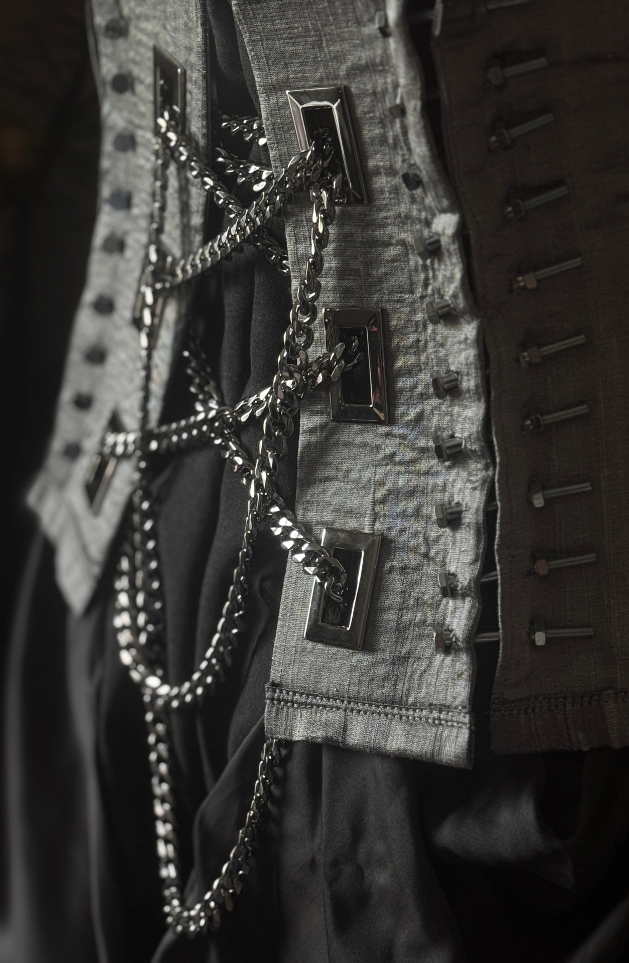 LAEL — couture detail